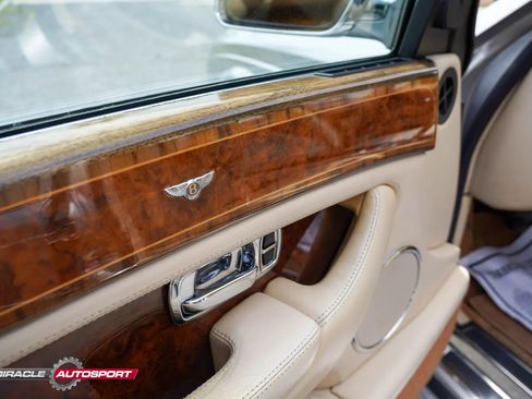 Used 2005 Bentley Arnage RL RWD image 13