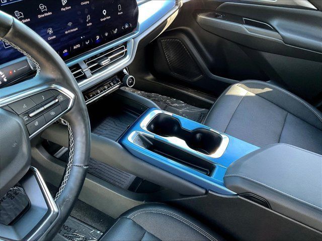 Certified 2024 Chevrolet Equinox EV LT w/ LPO, Blackout Package FWD image 20
