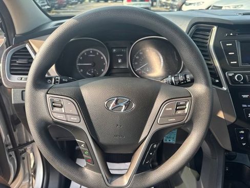 Used 2017 Hyundai Santa Fe Sport AWD/4WD image 18