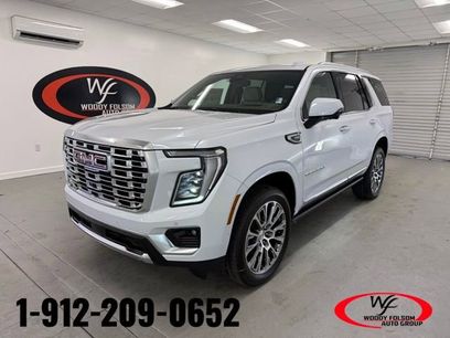 New 2026 GMC Yukon Denali w/ Sun & Power Step Package