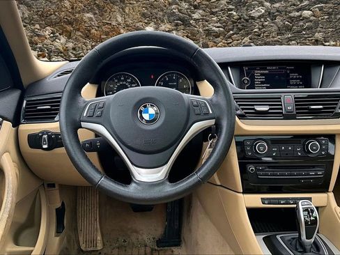 Used 2013 BMW X1 xDrive28i image 5