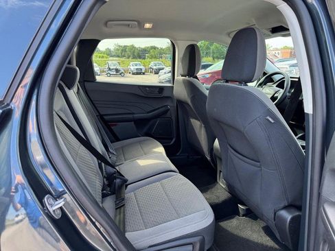 Used 2022 Ford Escape SE image 13
