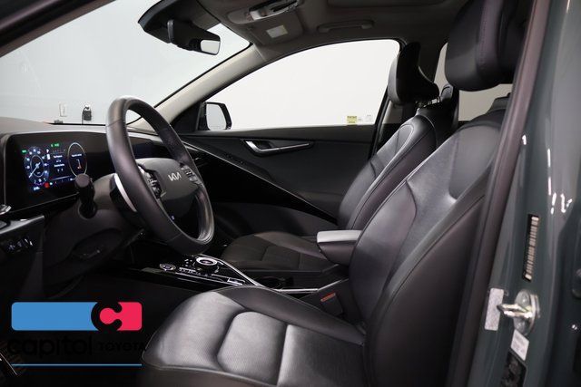 Used 2023 Kia Niro Wave w/ Wave Preserve Package FWD image 12