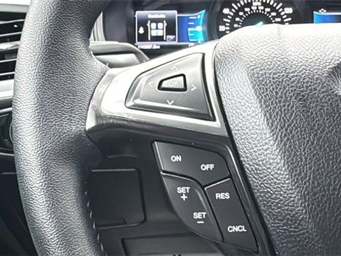 Certified 2024 Ford Edge SEL w/ Convenience Package image 17