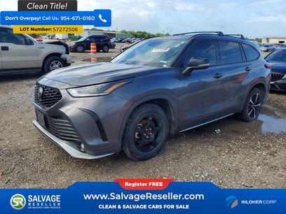 Used 2021 Toyota Highlander XSE