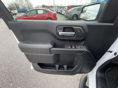 New 2025 Chevrolet Silverado 1500 Custom image 23