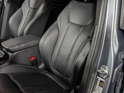 Used 2023 BMW X3 xDrive30i w/ Premium Package image 16