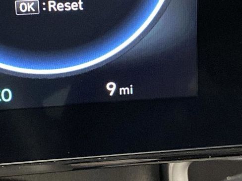 New 2025 Hyundai Elantra SEL image 6