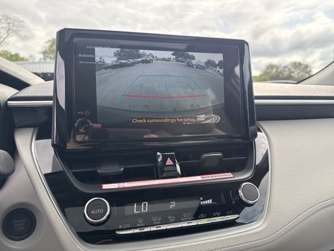 New 2026 Toyota Corolla Cross LE w/ Moonroof Package FWD image 21
