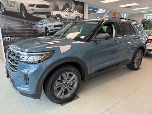 New 2026 Ford Explorer Active image 6