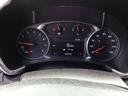 Used 2024 Chevrolet Equinox LT FWD image 8