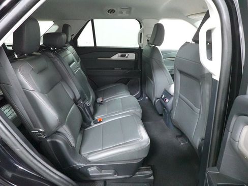 Certified 2025 Ford Explorer Active w/ Active Comfort Package AWD/4WD image 30
