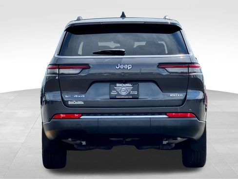 Used 2022 Jeep Grand Cherokee L Limited w/ MOPAR Finishing Package AWD/4WD image 6