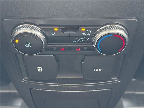 Used 2023 Ford Explorer Limited image 17