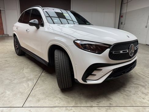 Certified 2024 Mercedes-Benz GLC 300 GLC 300 image 7