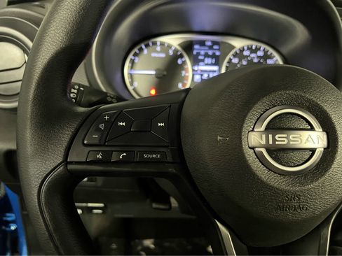 Used 2025 Nissan Kicks Play S image 17
