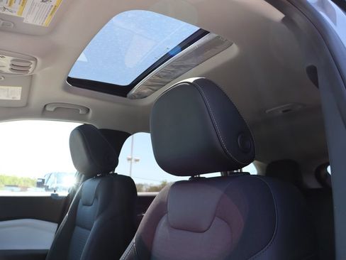 New 2026 Chevrolet Trax LT w/ Sunroof Package FWD image 23