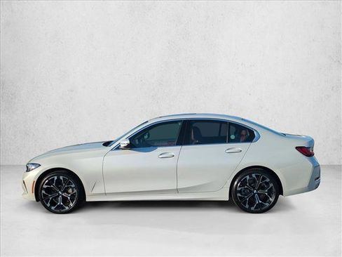 Used 2025 BMW 330i Sedan w/ Convenience Package RWD image 9