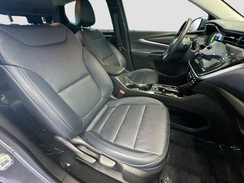 Used 2023 Chevrolet Bolt EUV Premier image 15