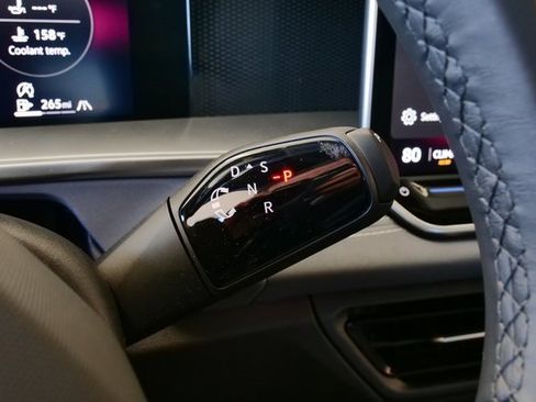 New 2026 Volkswagen Tiguan SE R-Line image 24