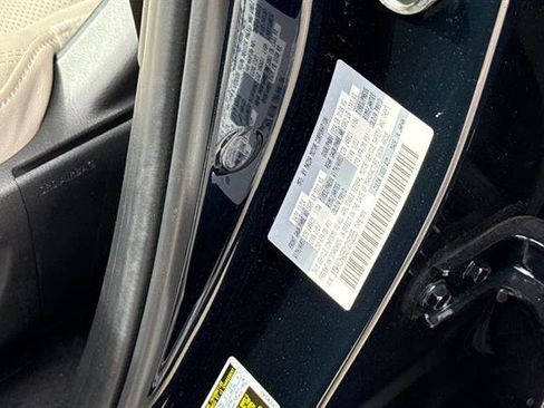 Certified 2025 MAZDA CX-90 Plug-In Hybrid w/Premium Sport image 33