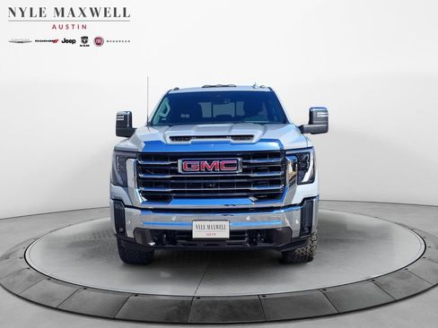 Used 2024 GMC Sierra 2500 SLT w/ Texas SLT Premium Package image 16