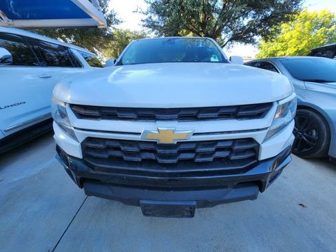 Used 2022 Chevrolet Colorado LT w/ Safety Package RWD image 2