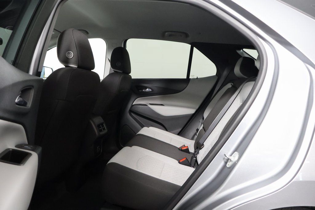 Used 2023 Chevrolet Equinox LS FWD image 11