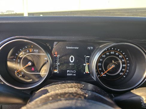 Used 2020 Jeep Wrangler Unlimited Sport image 13