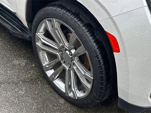 Used 2021 GMC Yukon SLT w/ SLT Luxury Plus Package image 7