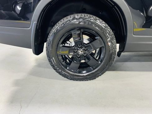 New 2026 Honda Ridgeline Black Edition image 14