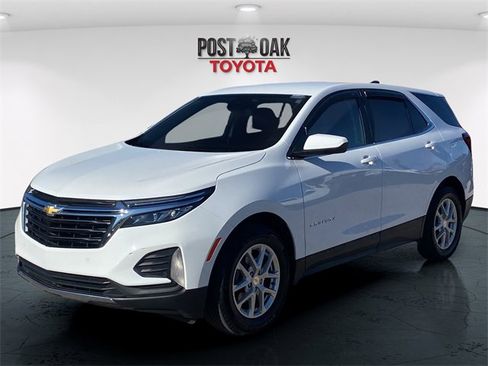 Used 2023 Chevrolet Equinox LT image 3