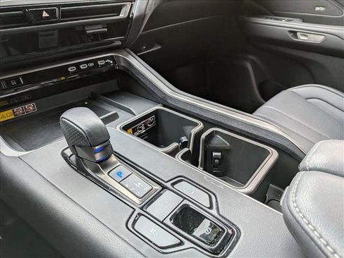 Used 2024 Lexus TX 500h TX 500h F SPORT Premium image 12