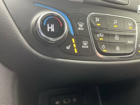 Certified 2023 Chevrolet Equinox LT image 22