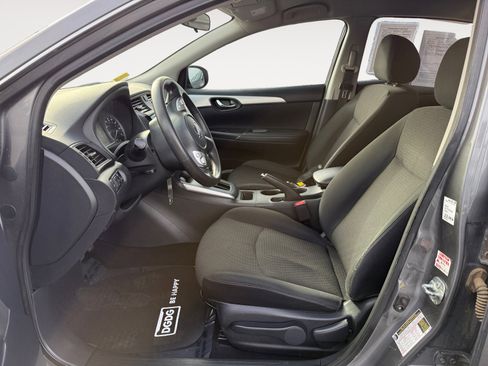 Used 2019 Nissan Sentra S image 10