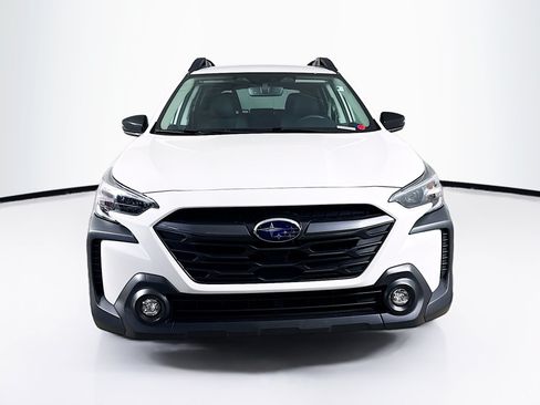 Used 2025 Subaru Outback Premium w/ Popular Package #1A AWD/4WD image 3