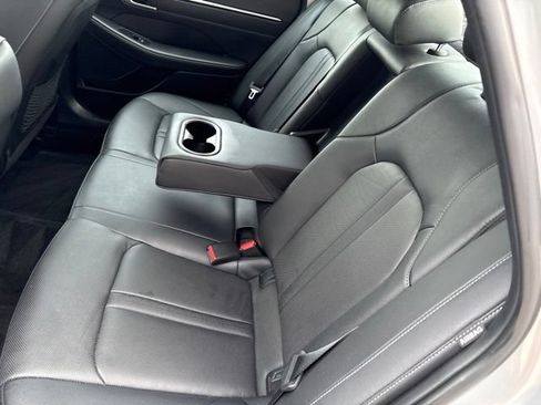 Used 2023 Hyundai Sonata Limited FWD image 10