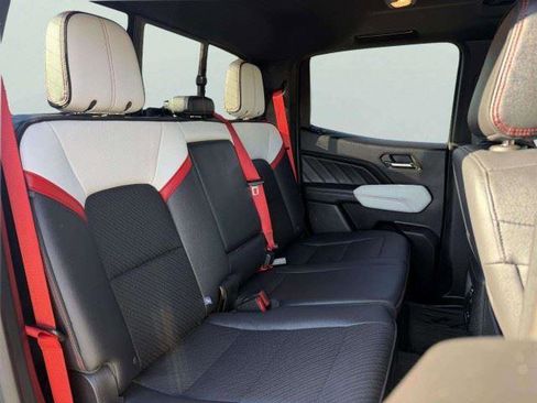 Used 2024 GMC Canyon AT4X AWD/4WD image 42