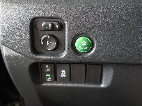 Used 2022 Honda Pilot Sport image 38