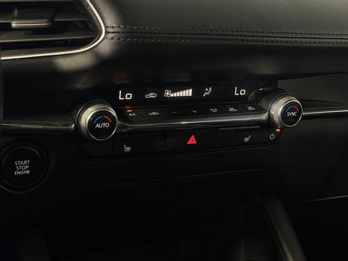 Used 2025 MAZDA MAZDA3 s FWD image 19