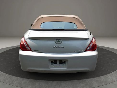 Used 2005 Toyota Solara SLE image 6