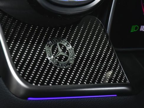 Used 2025 Mercedes-Benz GLC 63 AMG S image 25