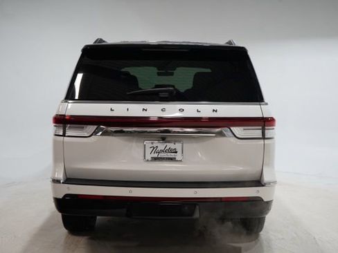 Used 2023 Lincoln Navigator Black Label image 6