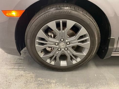 Certified 2025 Honda Odyssey Touring image 32