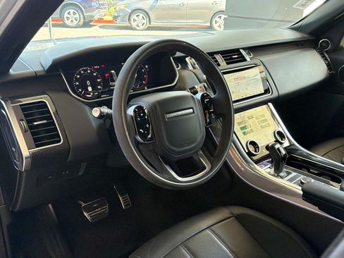 Used 2022 Land Rover Range Rover Sport HST AWD/4WD image 4