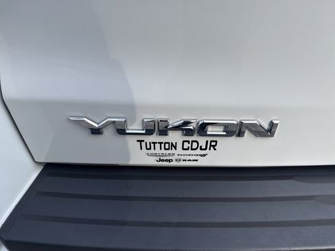 Used 2015 GMC Yukon SLE image 20