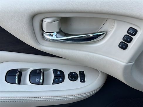 Used 2024 Nissan Murano Platinum w/ Cargo Package image 28
