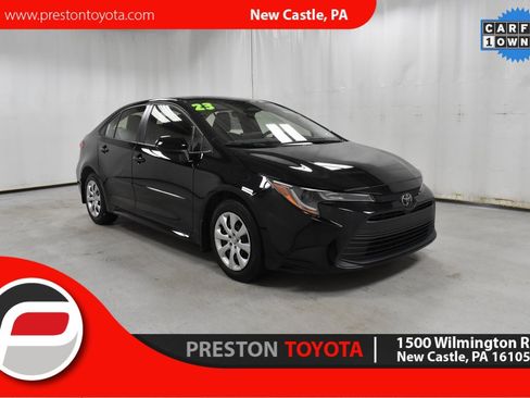 Used 2023 Toyota Corolla LE image 1
