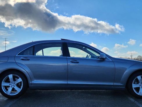 Used 2010 Mercedes-Benz S 550 4MATIC image 5