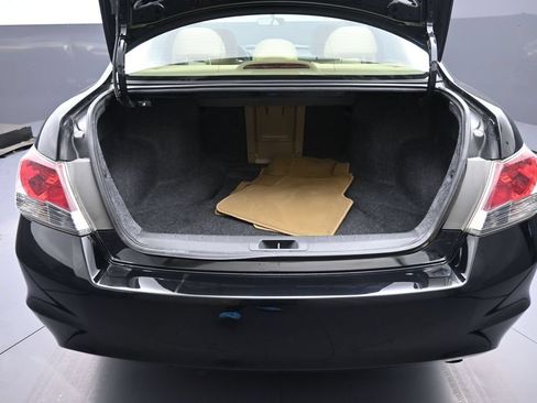 Used 2012 Honda Accord LX image 21